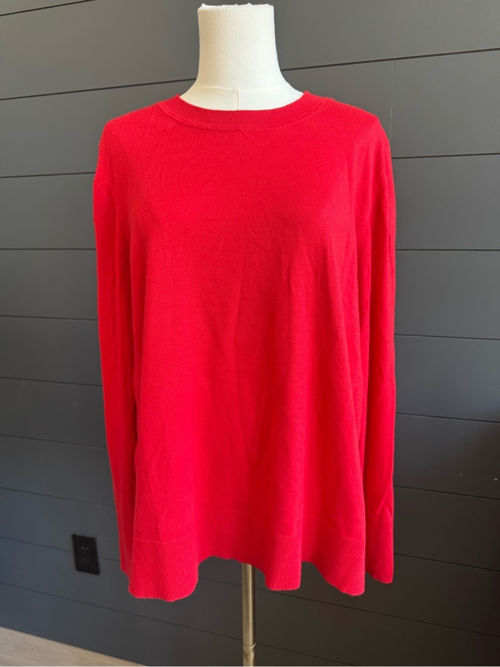 Free Assembly Classic Women's Crewneck Sweater in Red Basics Office Layering NWT